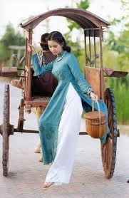 thieu_nu_xuong_xe_tho_mo