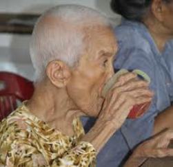 elder_vietnamese_woman