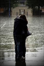 lovers_in_the_rain
