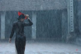 thieu_nu_trong_mua_2