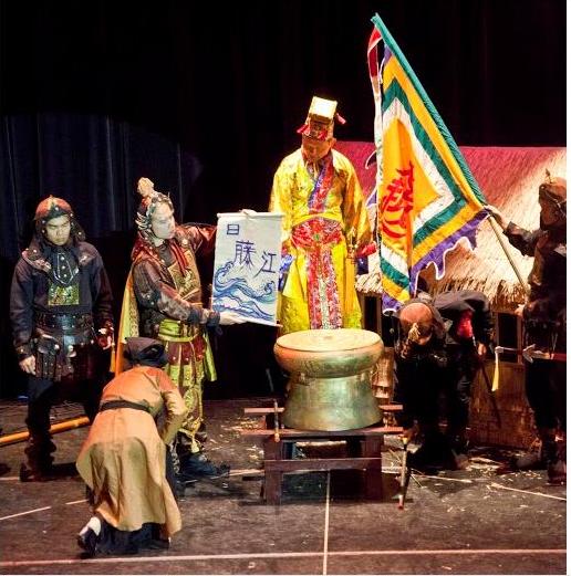 mot_thoang_que_huong_2