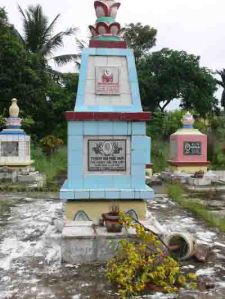 ngoi_mo_nguyen_hien_le