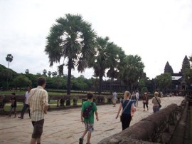 angkor_bridge