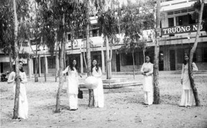 nu_sinh_nth_hong_duc