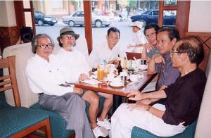 song_thao_va_ban_huu