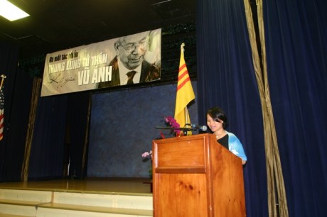 trangdai_glassey_trannguyen