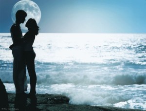 lovers-moon-ocean