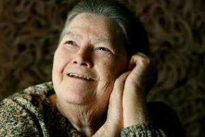 colleen_mccullough