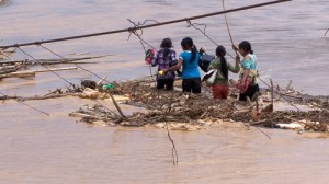 hoc_sinh_vuot_song_ko_to