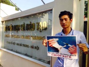 hoc_sinh_khong_phai_la_chuot_bach