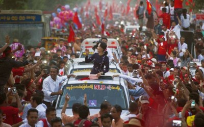 myanmar-aung_san_suu_kyi-election_victory-2015