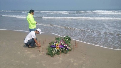 tuong_niem_tu_si_hoang_sa-lang_co