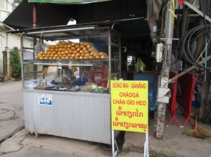 xe_ban_chao-lao