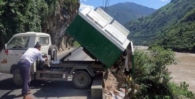 xe_do_rac_xuong_song