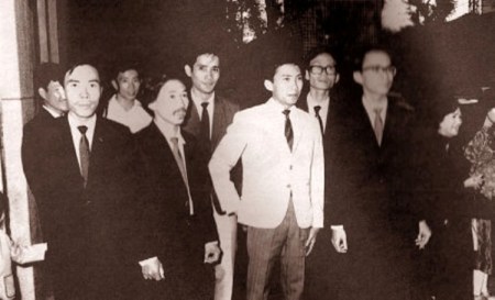 cac_hoa_si_tre_va_van_huu_truoc_1975