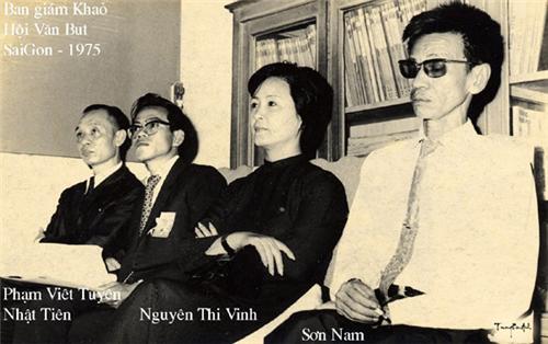 giam_khao_van_but-1975